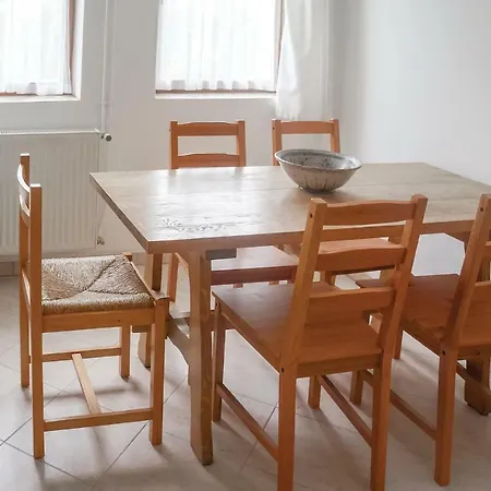 Three-bedroom Holiday In Ferienhaus