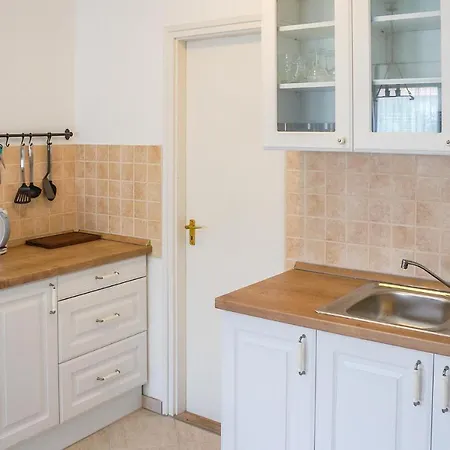 Three-bedroom Holiday In Ferienhaus *